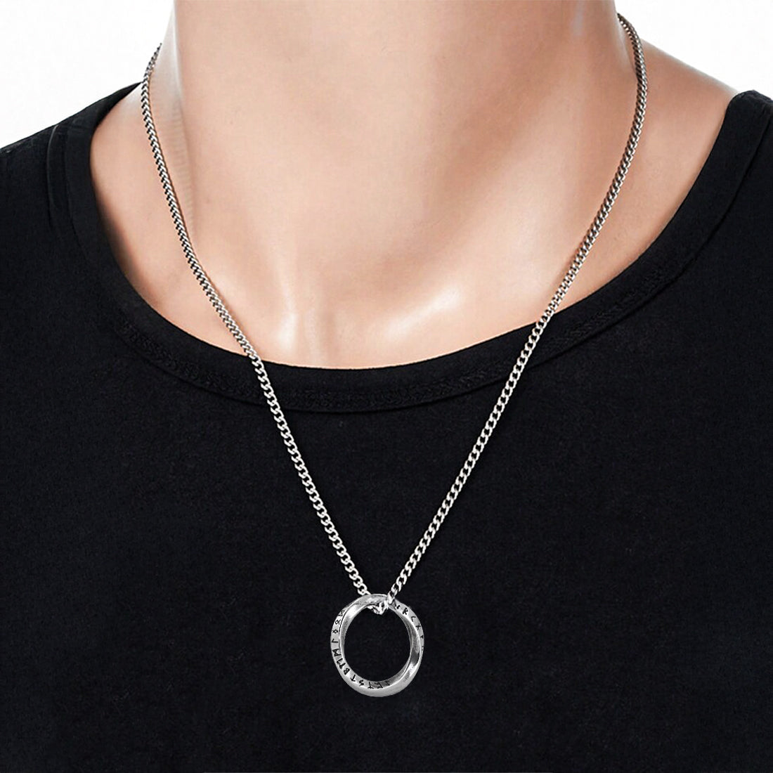 Runar Necklace