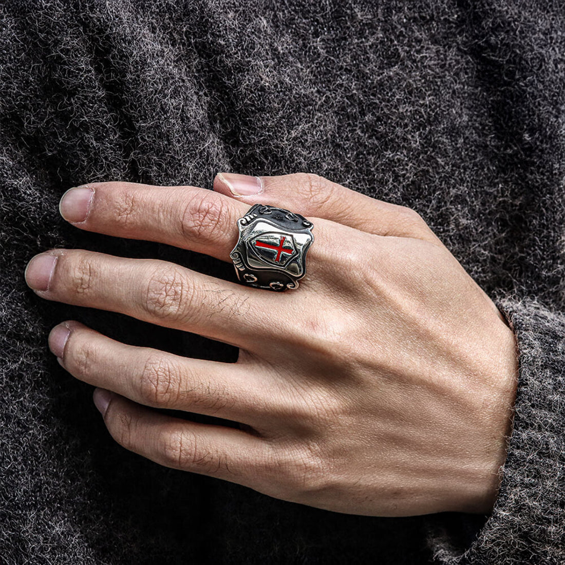 Knight Men Ring