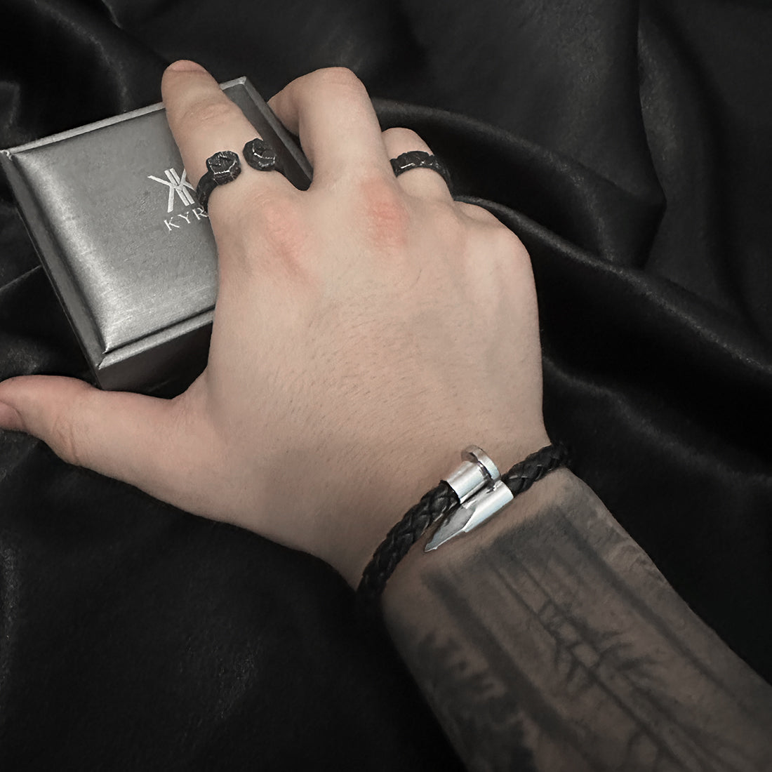 Midnight Leather Men Bracelet