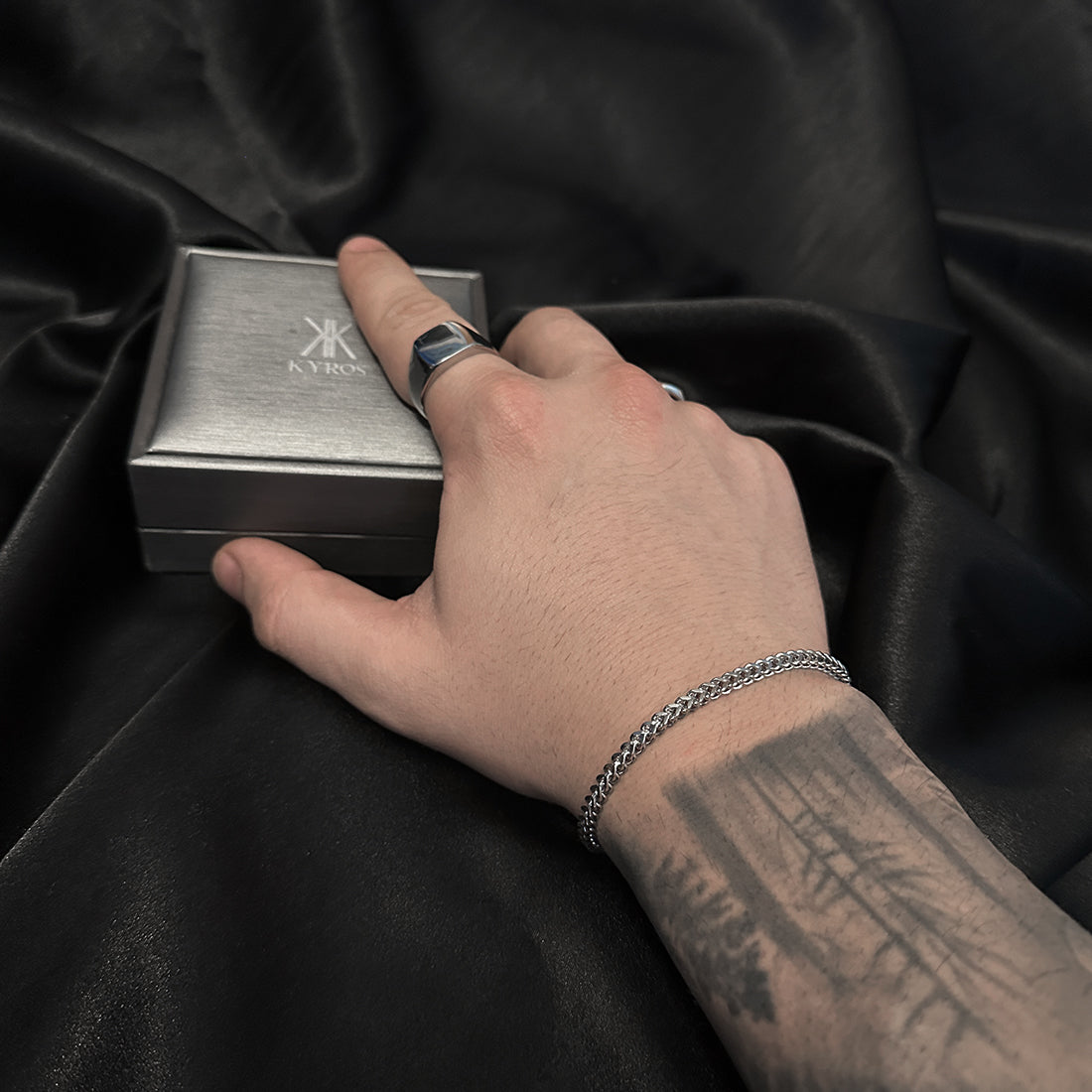 Eclipse Silver Chain Men Bracelet