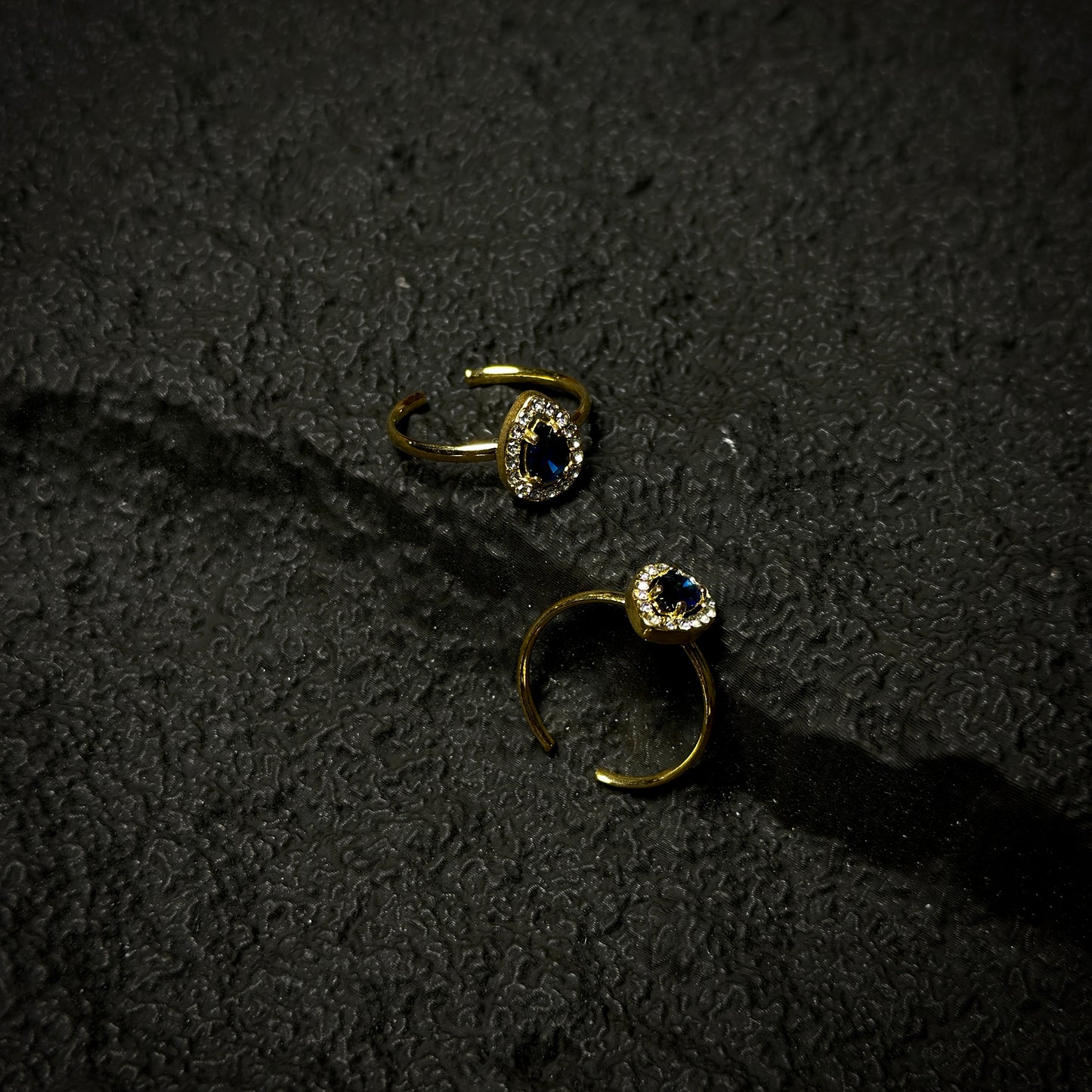 Dewdrop Woman Ring