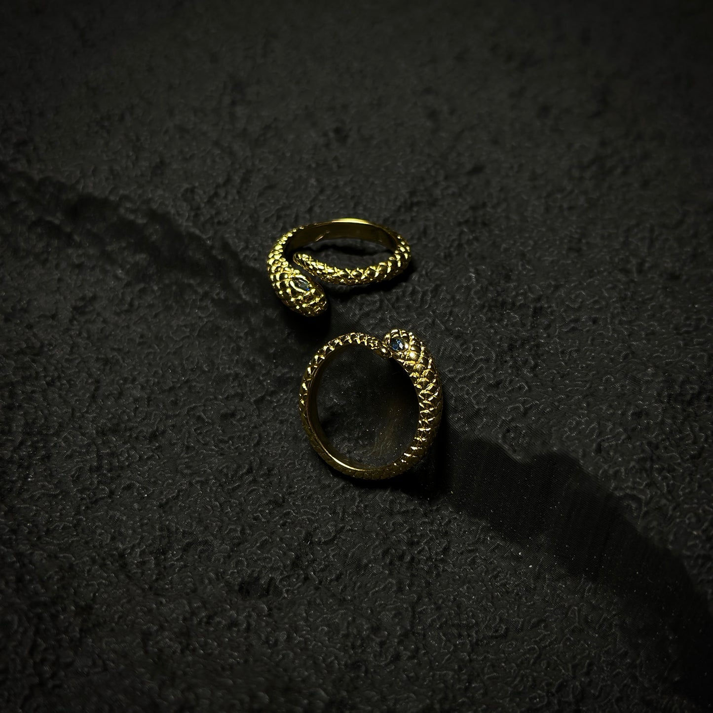Venomé Woman Ring