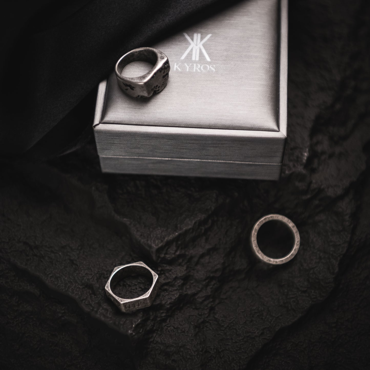 Persistence Men Ring