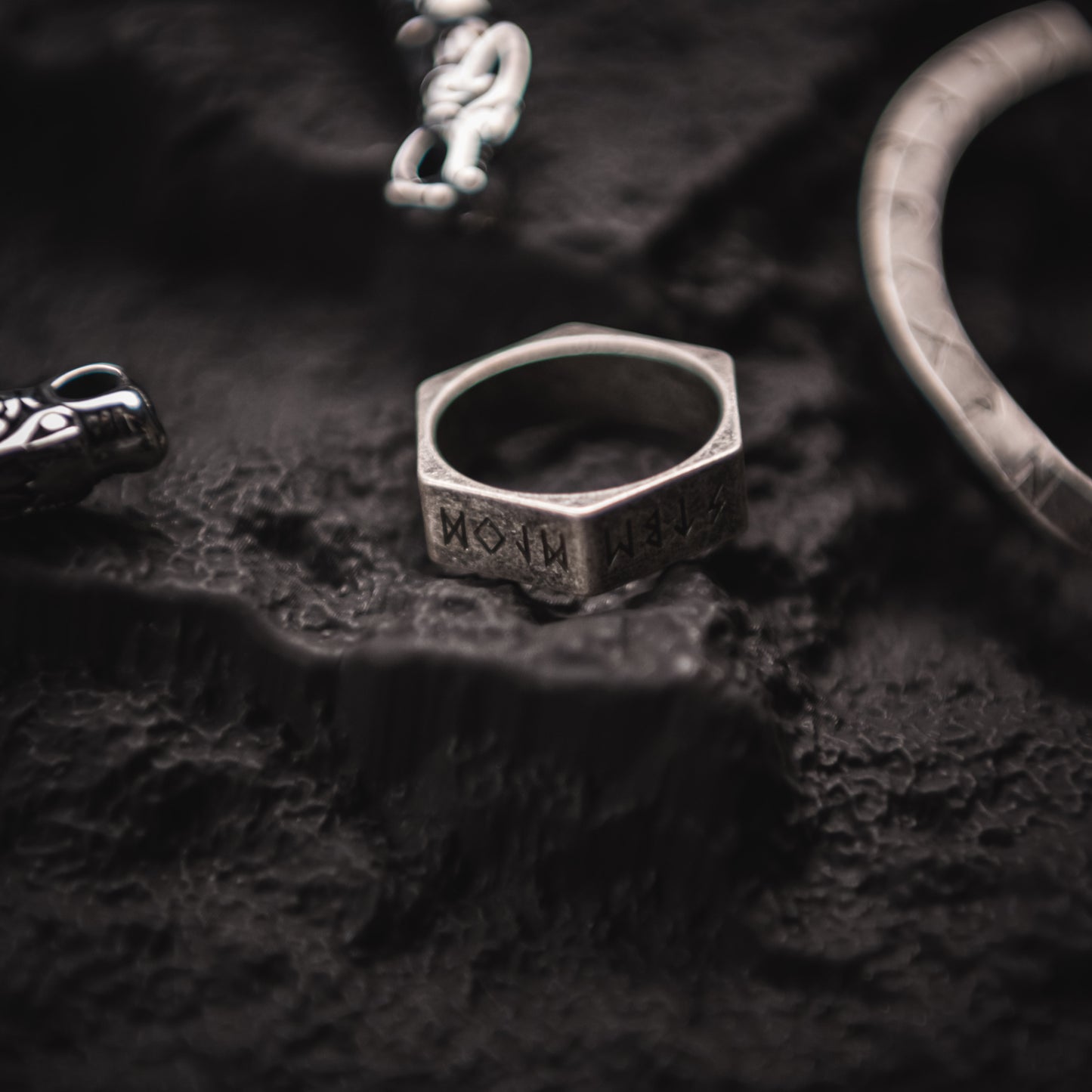 Persistence Men Ring