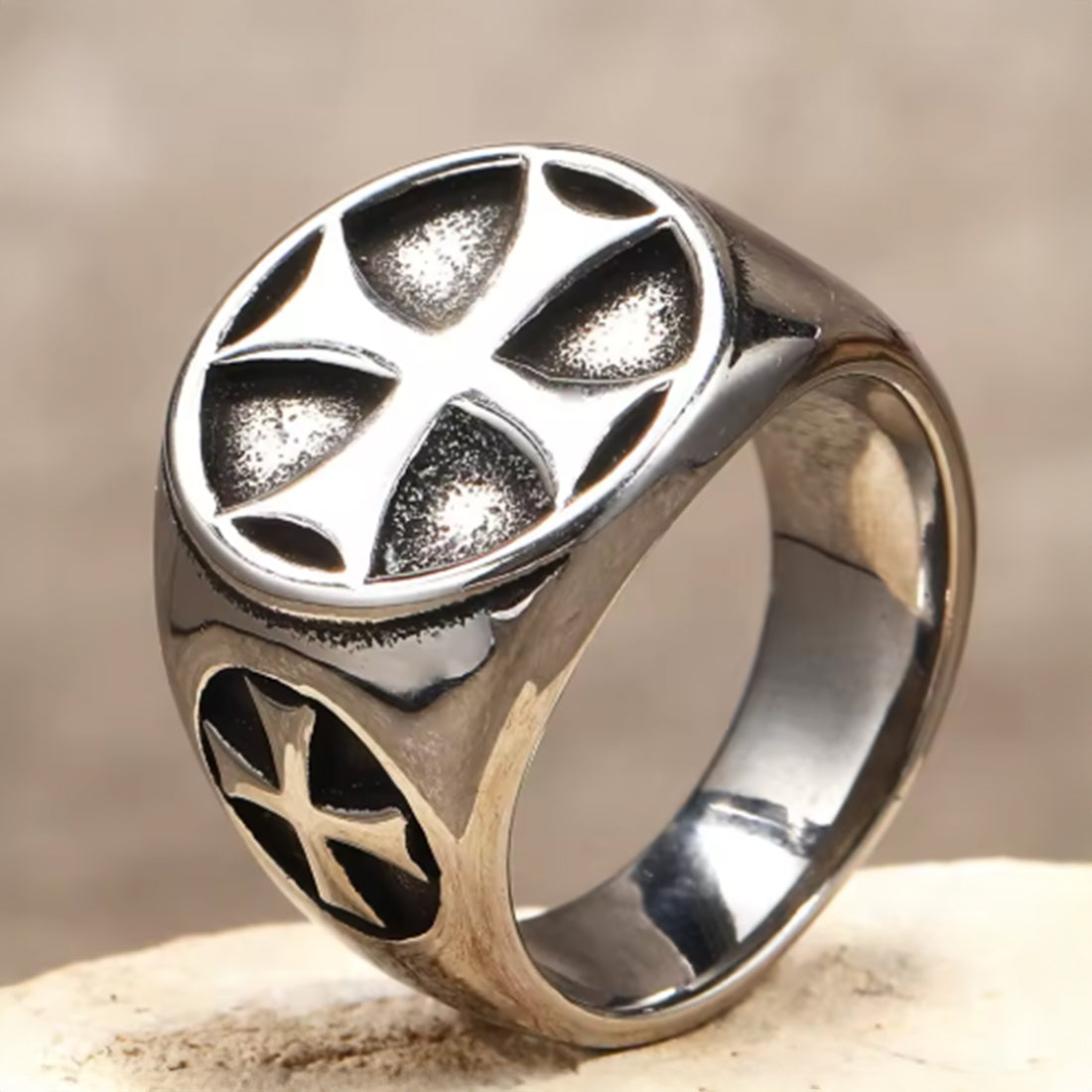 Crusade Men Ring