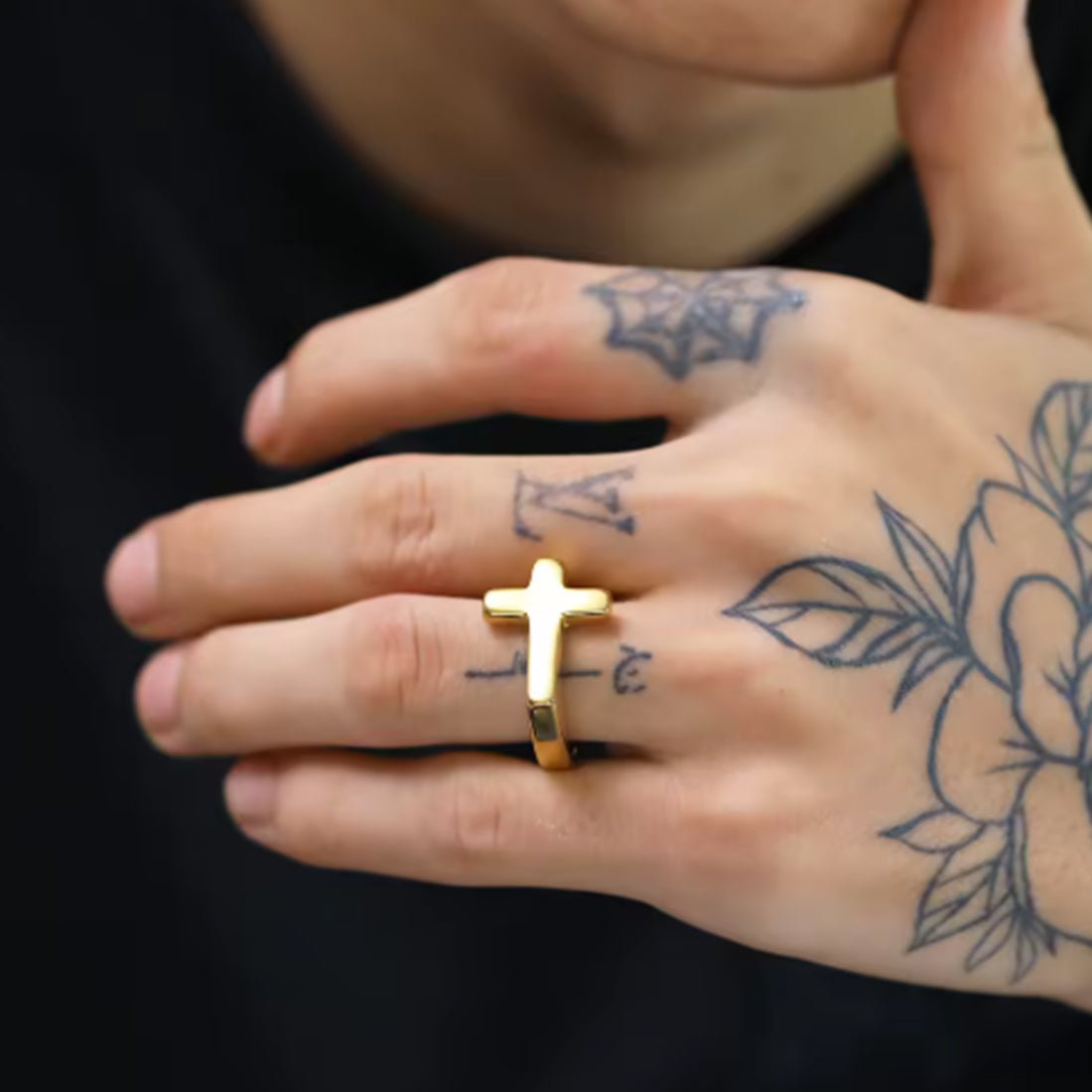 Via Crucis Men Ring
